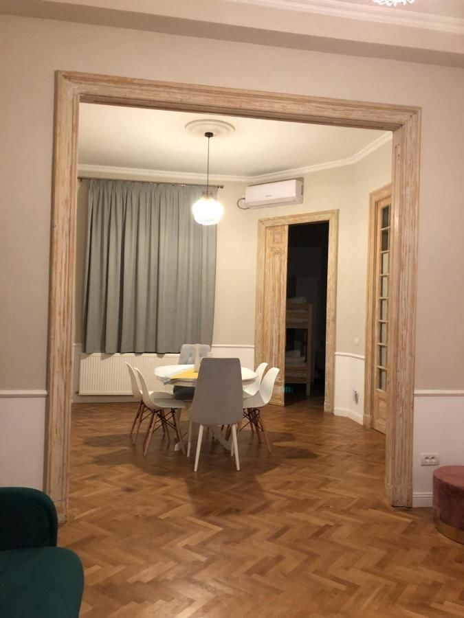 Дома для отпуска Lascăr Catargiu Vila Бухарест